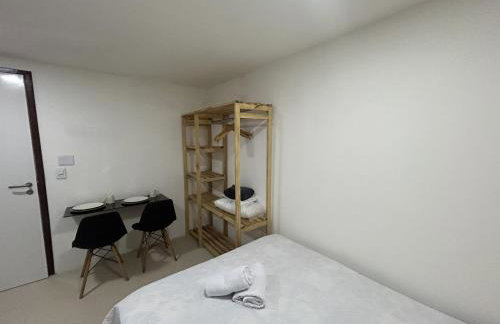 Flat funcional mobiliado com cozinha e WC privativo apt107 - Foto 2