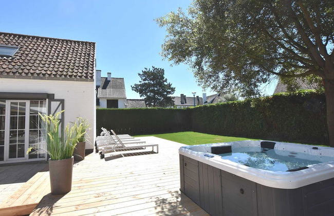 Luxury Villa in Sint-Idesbald with Hot Tub - Photo 70