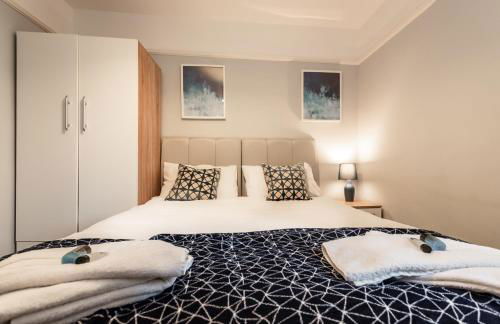 BEST PRICE! Perfect Gunwharf Accommodation - 5 single beds or Kingsize FREE PARKING - Foto 9