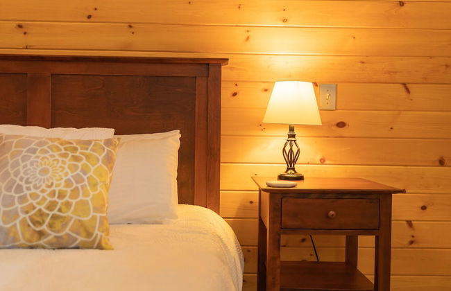 Classic Stowe Ski 3 Bedroom Chalet by RedAwning - Photo 7