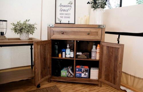 Heated North Carolina Glamping Rental Surrounded by Pisgah National Forest - Foto 29