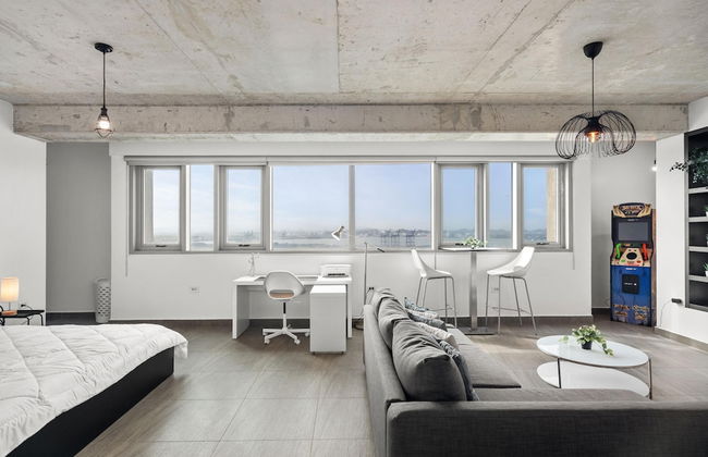 Otium Rentals Vacation Rental w Relaxing View - Photo 7