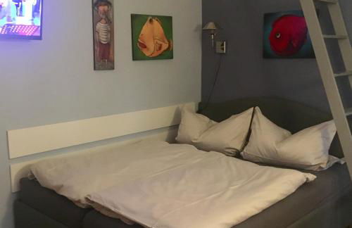 Kleines Haus am Hafen - ruhig und grün am Ortsrand - Foto 6