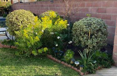 Pool Front Romantic Getaway withPrivate Entry - Foto 47