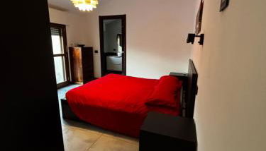 Modern Apartment with Balcony 2 Bedrooms & 2 Bathrooms near Cremona Fair - Foto 3