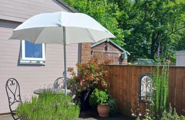 Garden Apartment Morpeth- with lockable bike storage! - Foto 4
