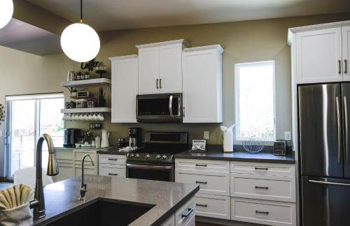 TOP 1 Percent Home! Hideaway w Heavenly Mountain views - Foto 65