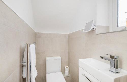 Bright 6 bedroom 3 bath house ideal for Pinewood Studios - Foto 37