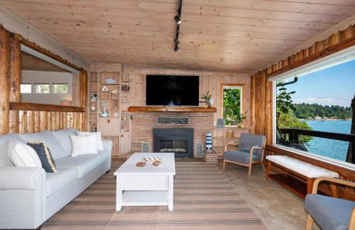 Waterfront Vashon Island Home, Beach Access and View - Foto 5