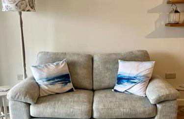 Beach Front Apartment - Photo 22