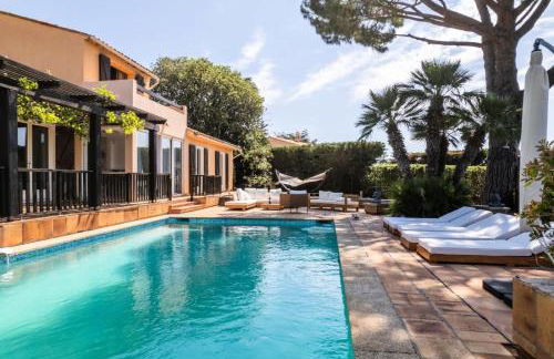 Résidence Villa 5 Chambres, Sauna, Piscine Et Vue Mer. - VILLA 5 chambres, sauna, piscine et vue mer. MAE-2513 - Foto 9