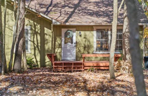 Emerald Cabin W/Hot tub, Firepit, Lake, Skiing - Foto 40