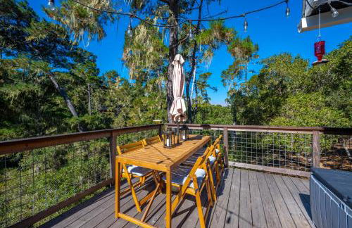 Forest Home with Deck, EV Station, King Beds - Foto 43