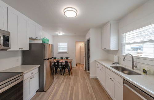 #StayinMyDistrict Zen Cottage Coos Bay - Foto 6