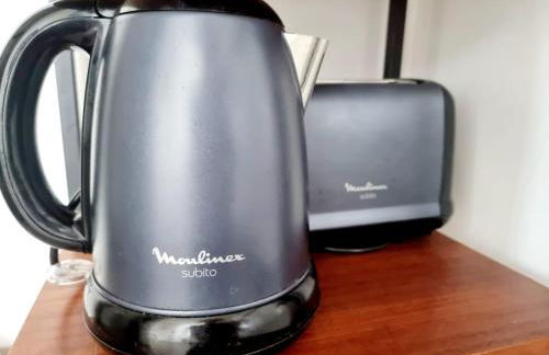 MAS DREVON T3 Parking - Mer à 15mn - proche Comédie - Foto 18