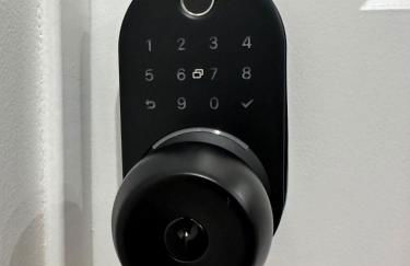 Cozy Stay with Pool Relax with Easy Access to Highway - Foto 18