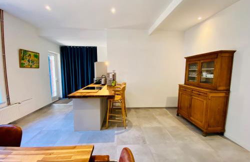 Oasis Urbaine - Spacieux et calme avec patio - Foto 15