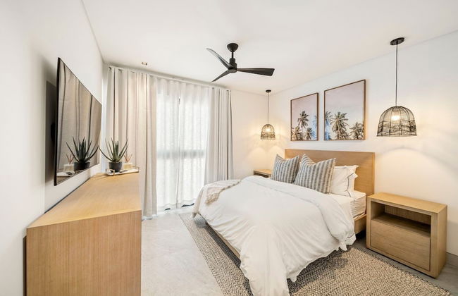 Allure 205 3 Bedroom Apts - Photo 3