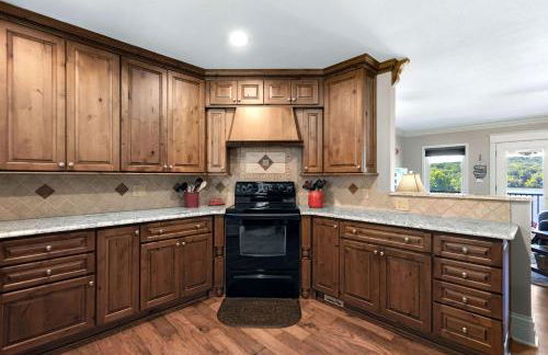 Lakeside Oasis - Room for 12 - Foto 8