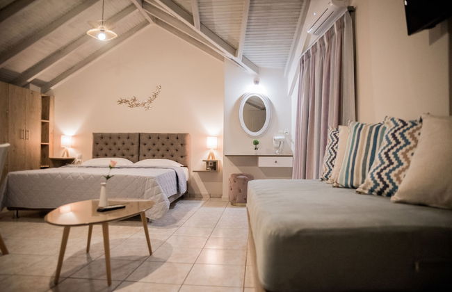 Koukos Loft Apartments - Photo 4