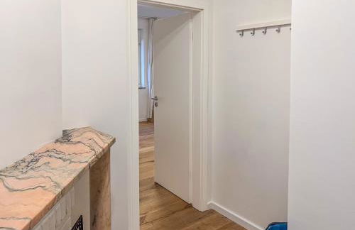 T&K Apartments - 5 Zimmer Einfamilienhaus 15min to Messe Fair DUS - Willich - Foto 11