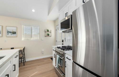 Luxury 1BR Suite Kitchen, Fireplace, Laundry, BBQ - Foto 11