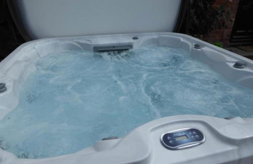 The Shakespeare Lodge - Sleeps up to 12 - 2 HOT TUBS - Foto 22