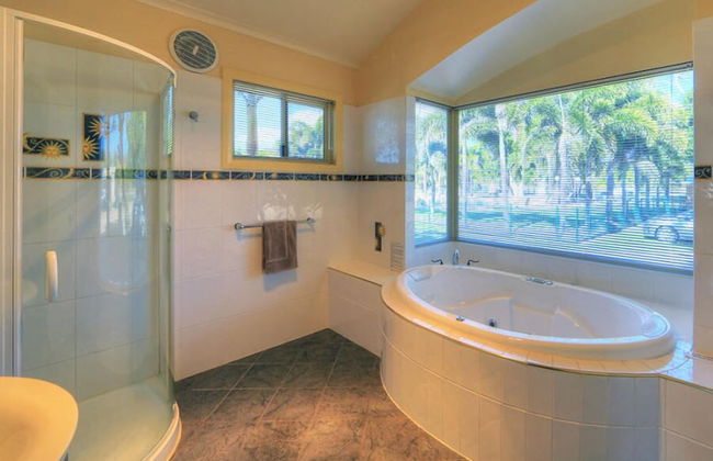 Tasman Holiday Parks - Rollingstone - Foto 24