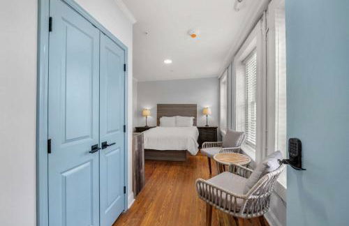 Modern Retreat in the Heart of Conway - Photo 7