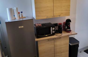 Petite maison cosy wifi avec terrasse - Foto 10