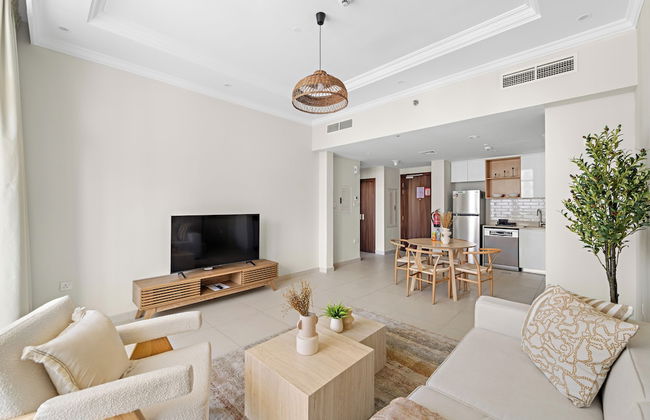 Silkhaus Reflection Tower - Photo 15