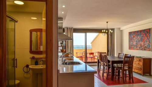 Sea You Apartamentos Valencia Port Saplaya - Photo 4