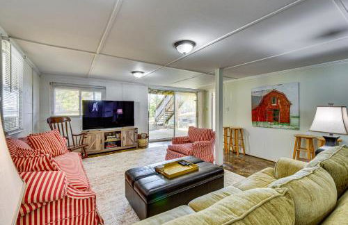 Dock and Views Family Retreat on Lake Hartwell! - Foto 19