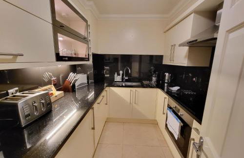 Garland Stylish 2 Bedroom Apartment A Minute Walk From Station - Foto 42