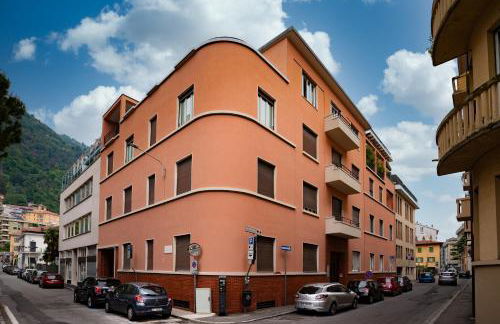 Pop House - Spacious flat next to Cathedral & Lake - Photo 32