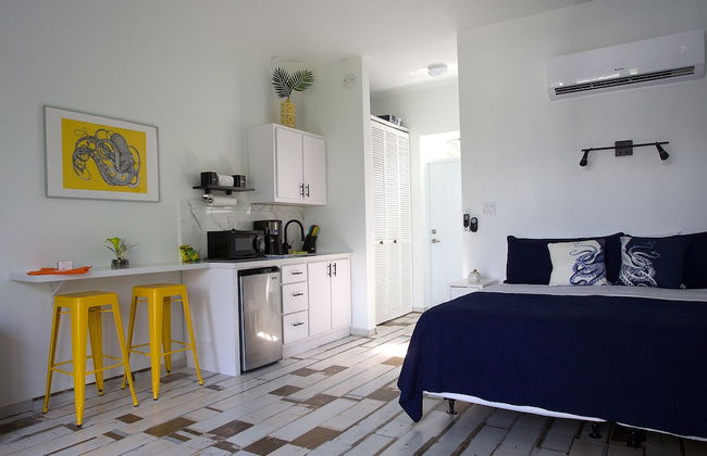 The Beach Pad - Photo 9