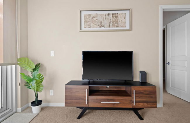 Modern Calgary Apartments - Calgary 1320 1St SE 1503 P4 2Bd 2bath - Photo 32