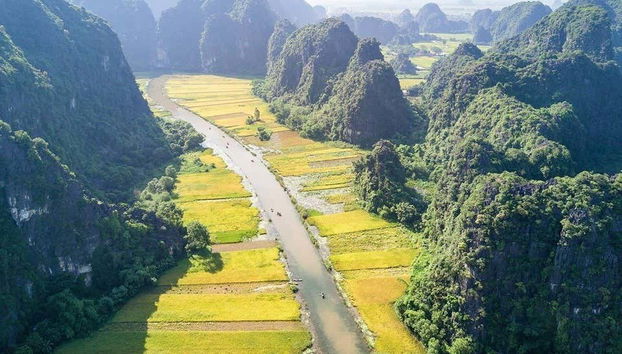 Ninh Binh Day Trip: Hoa Lu & Tam Coc - Photo 2
