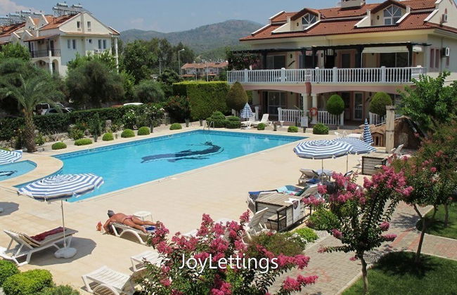 Villa SM05 by JoyLettings - Photo 9