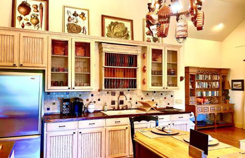 V700 Ranch Stays (Guesthouse)-A Tucked Away Gem - Foto 39