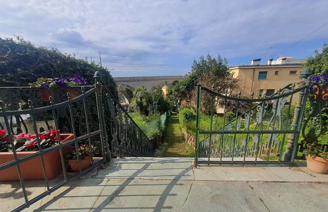 Central Design Flat With Parking - Foto 12