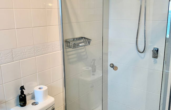 The Dolphins 7 - A View To Remember - Photo 11