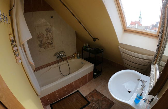 Downtown Apartment Bratislava - Photo 27