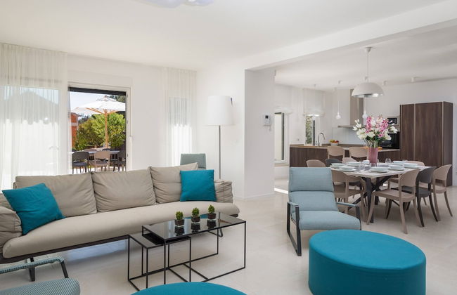 Luxury Villa Romeo with Heated Pool - Foto 15