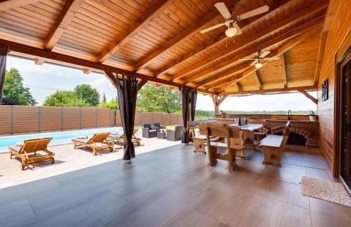 Nice Home In Gornje Plavnice With Wifi - Foto 9