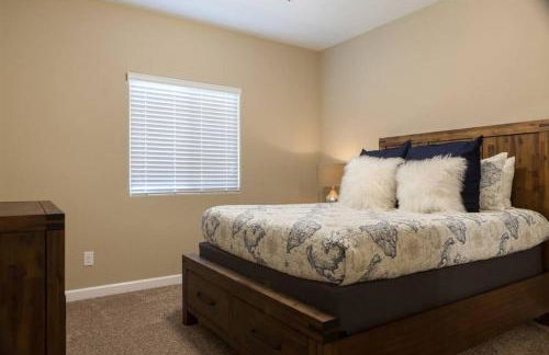 Gated townhouse with heated pool, hot tub, near US60 - Foto 15