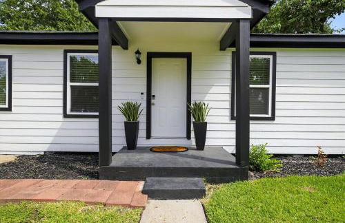 Stylish and Cozy 4BR Home in Houston, Sleeps 9 - Foto 19