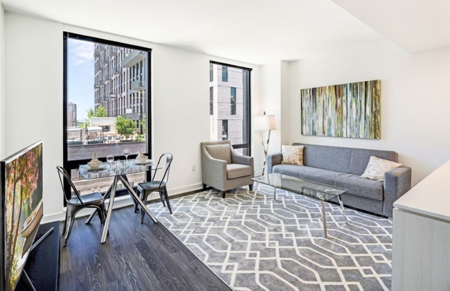 Global Luxury Suites at Reston Town Center - Photo 76