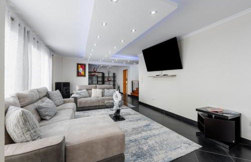 Cantinho do Céu, Views, Peace, Comfort & BBQ - Foto 71