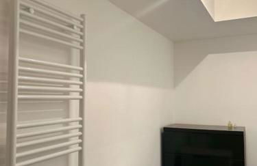 Studio équipé, gare à 3km entre Versailles et SQY - Foto 9